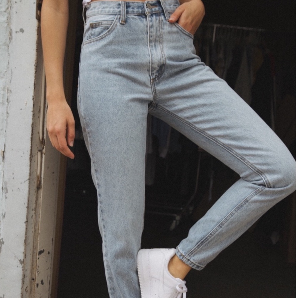 Brandy Melville mom jeans